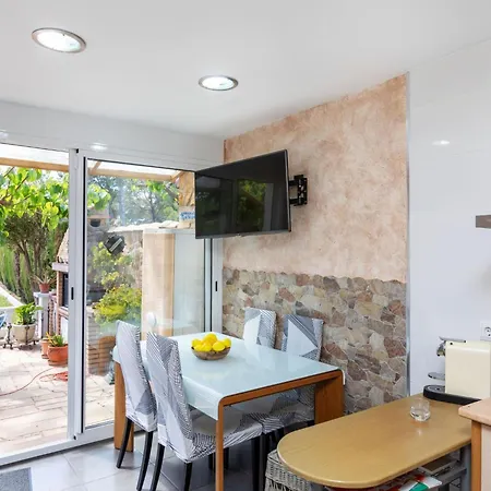 Holiday home Angeles By Interhome